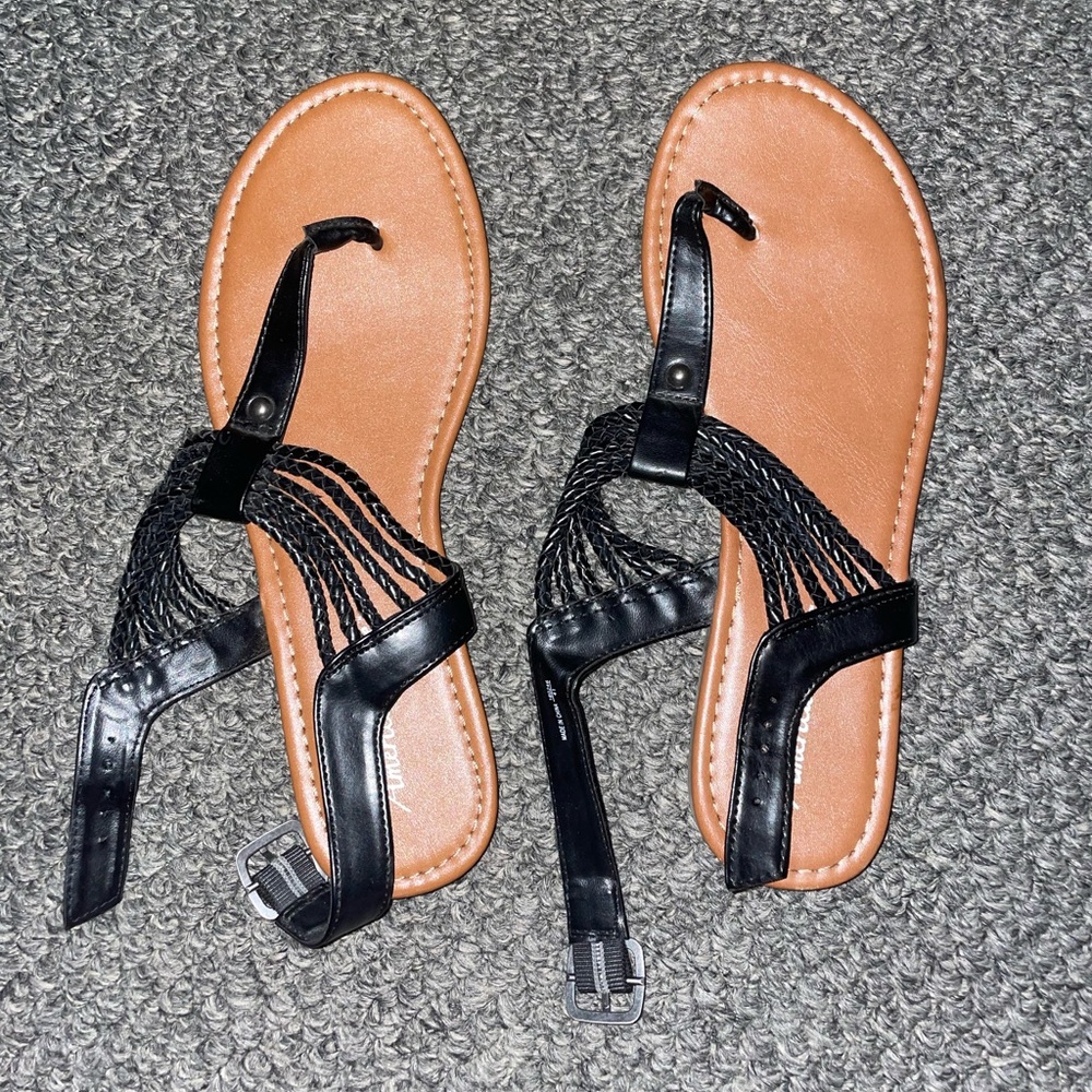 Ae Sandal’s